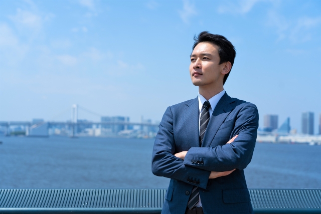 金融業界において顧客体験を革新するためにスマートATMの開発推進を推奨する様子を表したイメージ