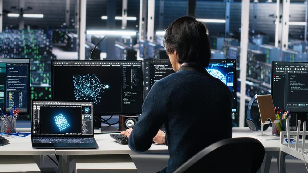 アジャイル開発について検討するイメージ