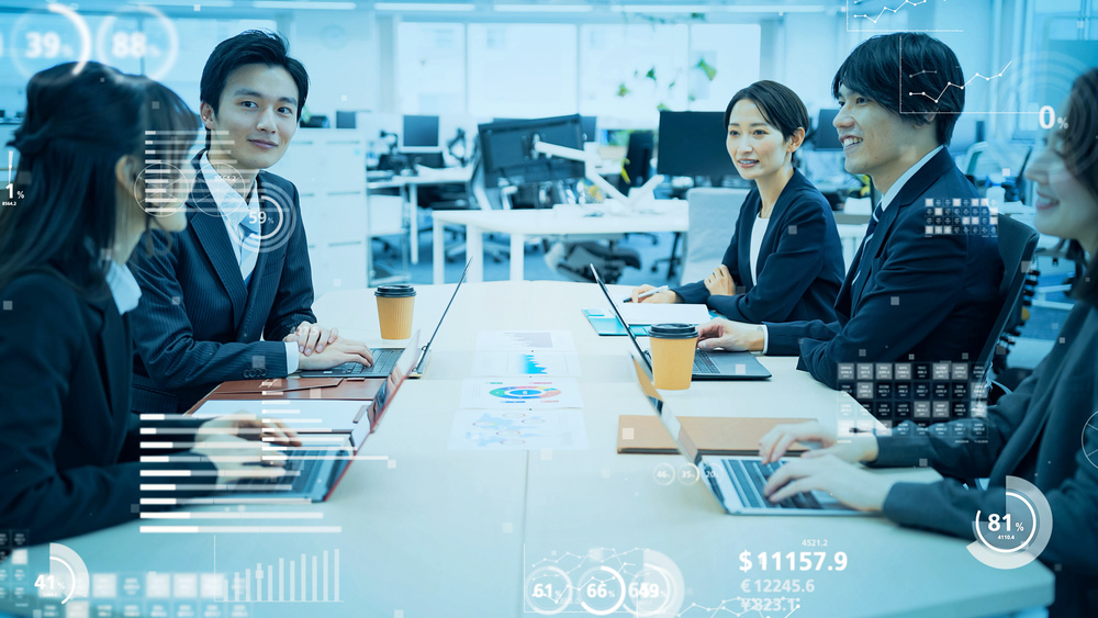 従来の紙やExcelによる評価業務をデジタル技術で根本から変革し透明性の高い客観的な評価を実現する人事評価DXのイメージ