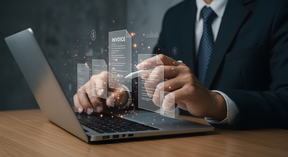 多彩なツールの中から自社の課題に最適なカテゴリーを選択しデータ活用を支える強固な基盤を構築する経理DXのイメージ