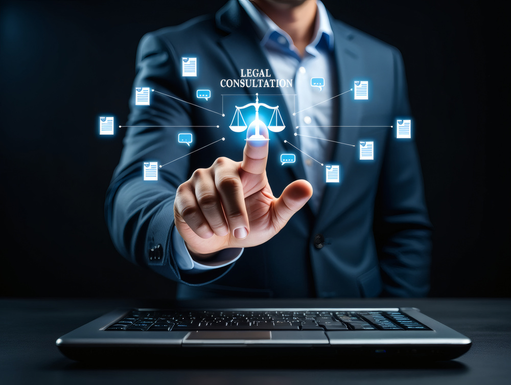 日々の業務に潜む課題を正確に把握し戦略的な視点でデジタル技術を活用することで強固な法務組織へと進化する法務DXのイメージ