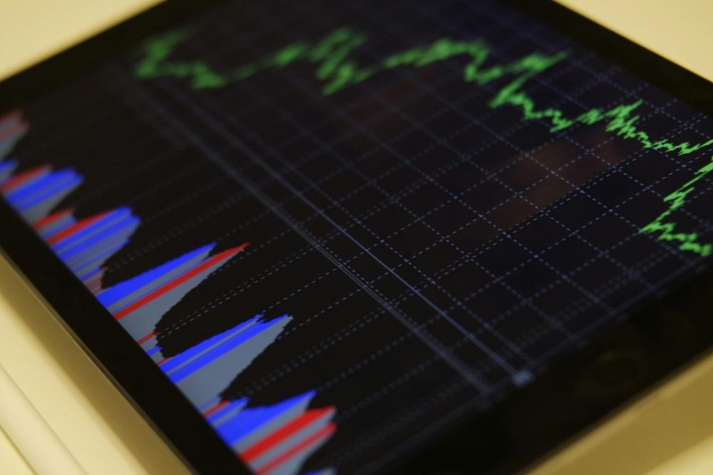 製造業DX進め方の全体像とロードマップを表したイメージ